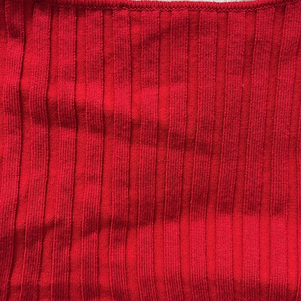 Red Crop Top - image 5